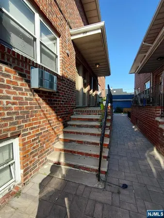 $2,400 | 232 Roosevelt Avenue, Unit C, Lodi, NJ 07644