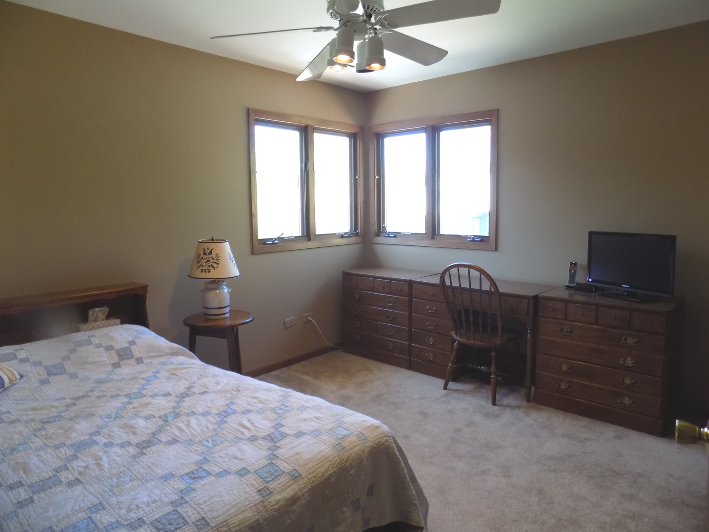 1855 Cedar Road Homewood, IL 60430 - Photo 14 of 22
