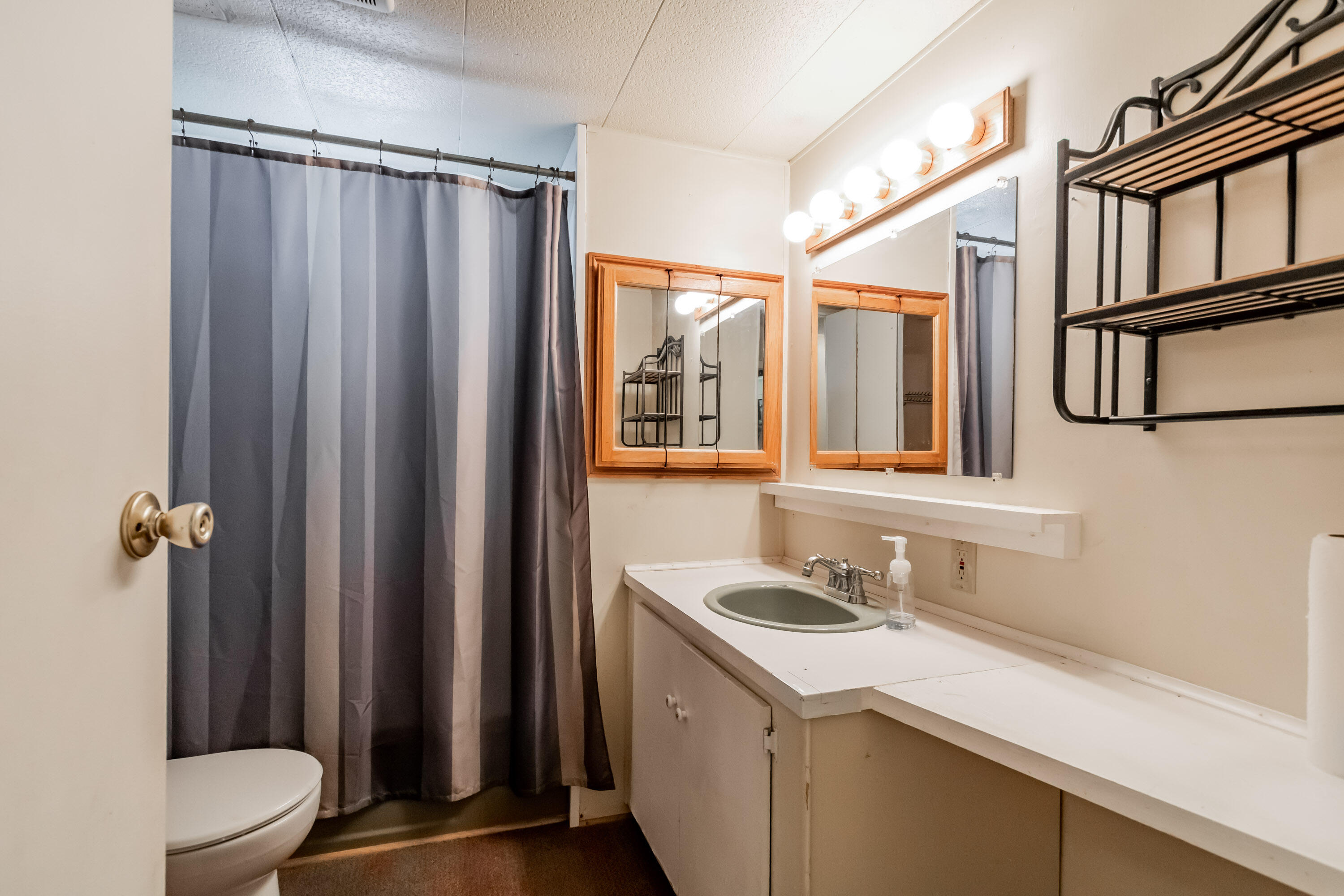 395 River Road Topsham, ME 04086 - Photo 22 of 37 20230802ms-82039