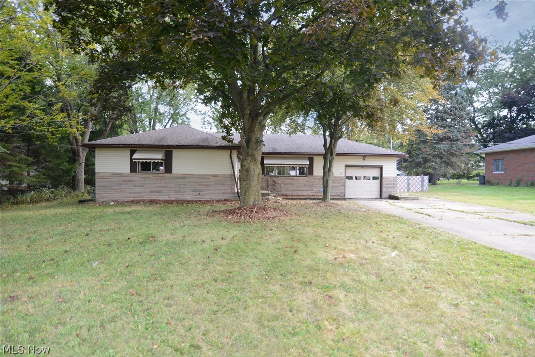 721 Struthers-Liberty Road Campbell, OH 44405 - Photo 1 of 32 Gallery Image 1