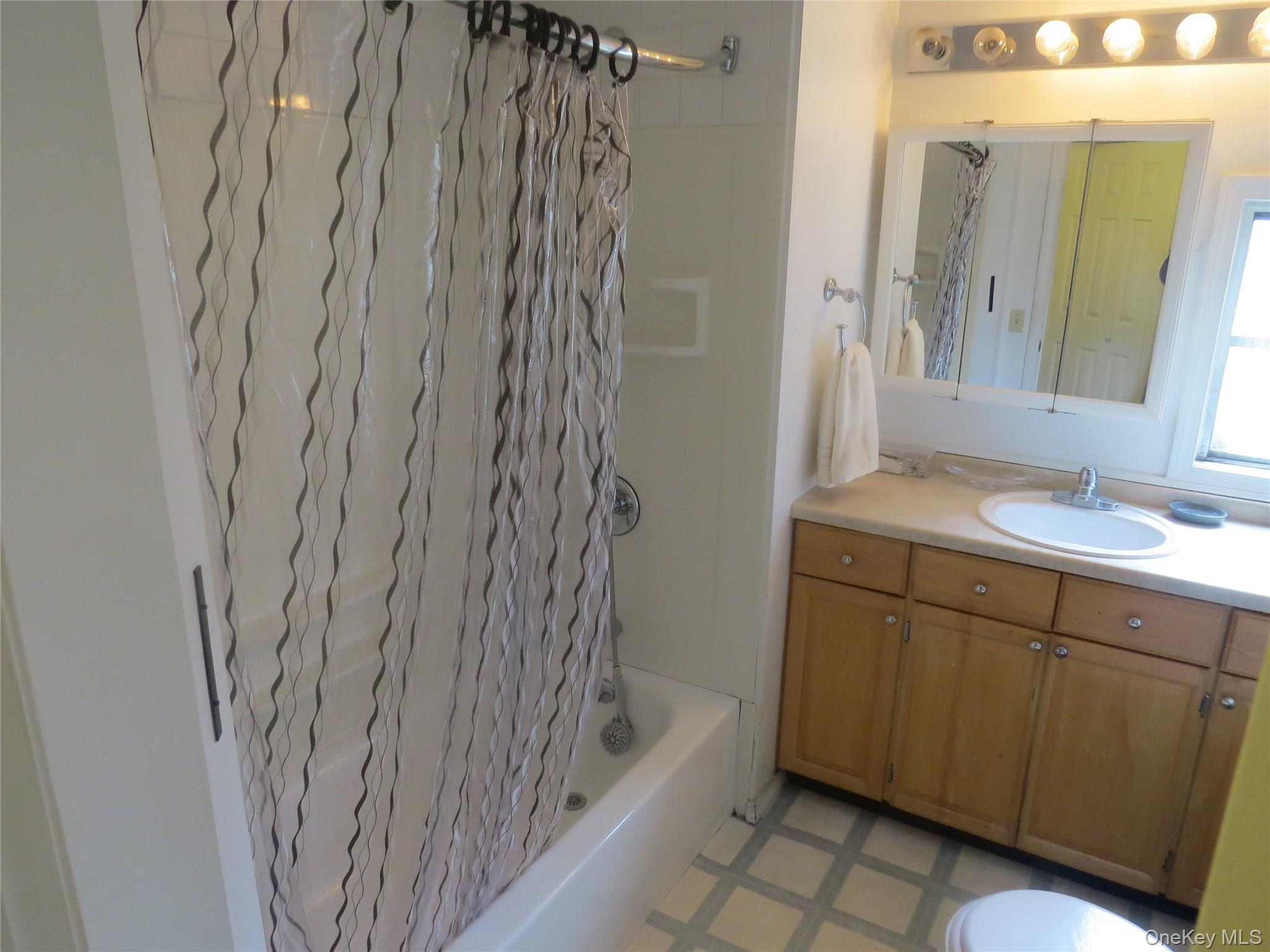 621 Sheafe Road, Unit 61 Poughkeepsie, NY 12601 - Photo 11 of 19