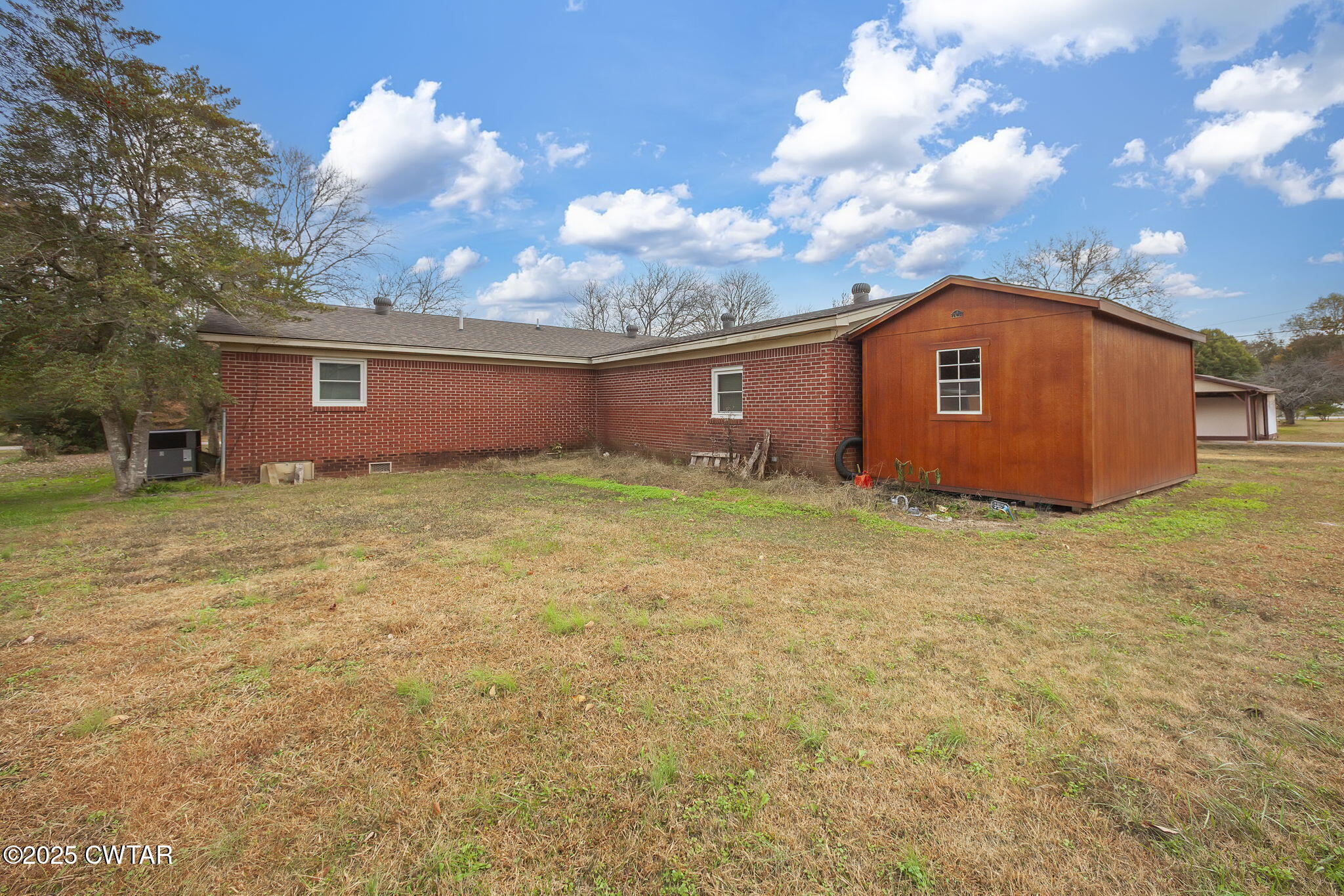 136 Mason Grove Road Humboldt, TN 38343 - Photo 7 of 36 a view of a backyard of the house