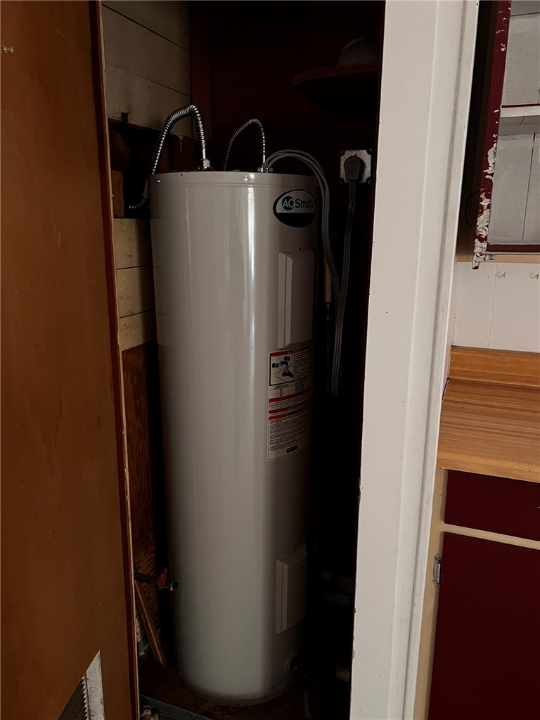 4101 College Main Street Bryan, TX 77801 - Photo 12 of 25 a view of walk in closet