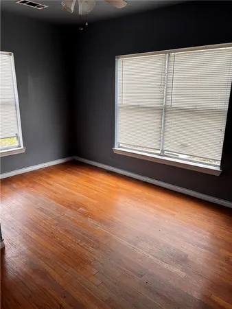 $300,000 | 4101 College Main Street, Bryan, TX 77801