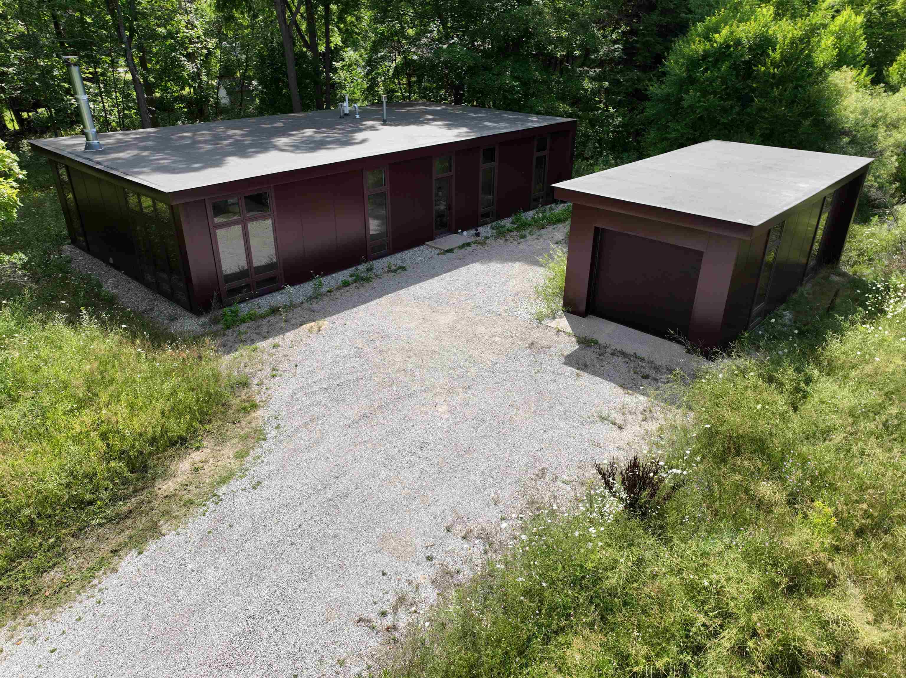 626 North Thunder Road Northport, MI 49670 - Photo 3 of 58 1947038-f6d40fd2-29ad-4828-83b4-fb67691f74e2.JPG