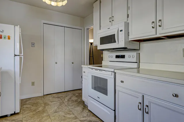 $174,900 | 546 West Smith Avenue, Oshkosh, WI 54901