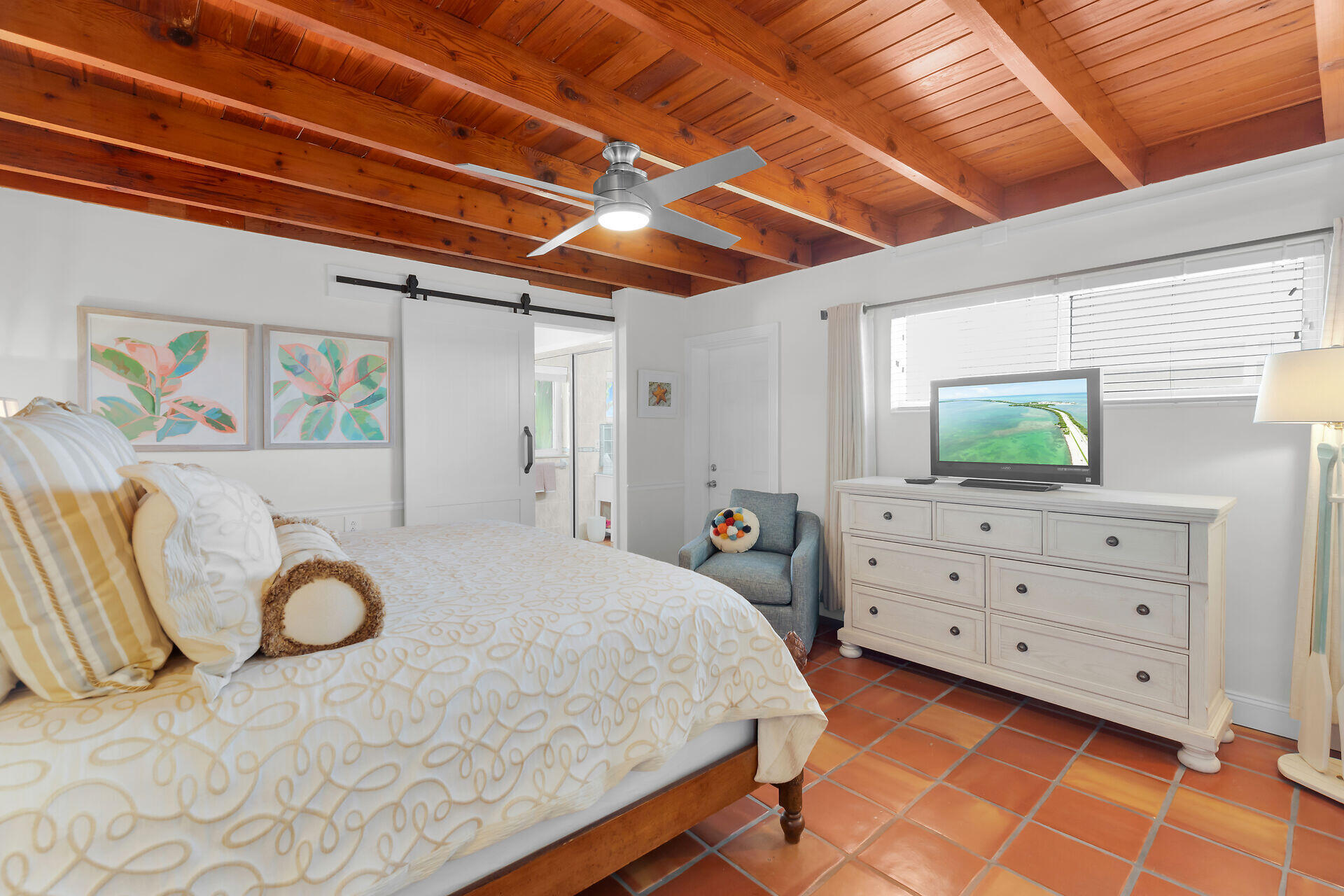 351 5th Street Key Colony Beach, FL 33051 - Photo 7 of 43 Primary Suite
