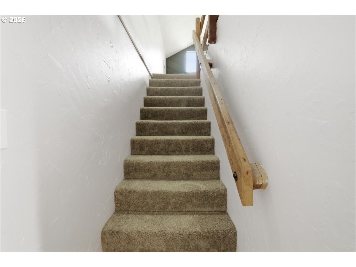 545 Baldwin Avenue Northeast Salem, OR 97301 - Photo 20 of 29 a view of entryway