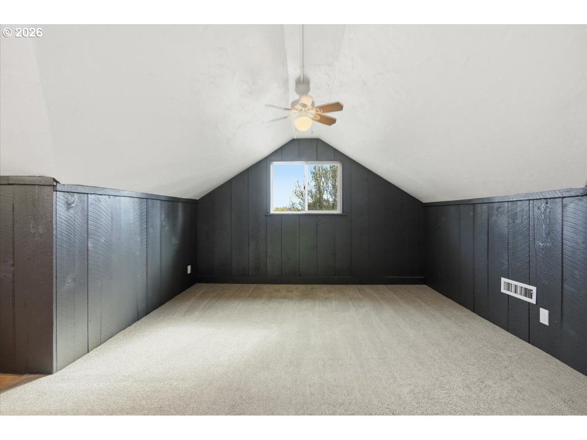 545 Baldwin Avenue Northeast Salem, OR 97301 - Photo 21 of 29 a view of an empty room with a window