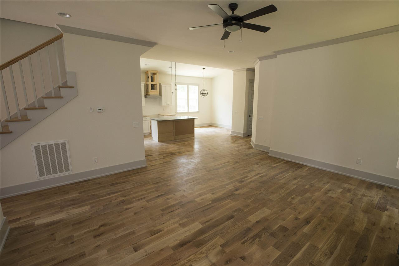6629 Side Drive Raleigh, NC 27612 - Photo 4 of 18 Photo 4