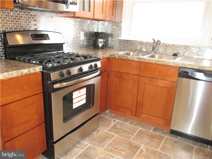 8131 Temple Road Philadelphia, PA 19150 - Photo 9 of 25 Gallery Image 9