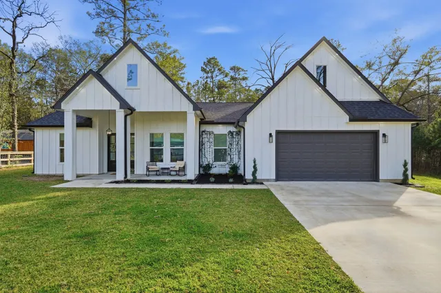 $500,000 | 11316 Woodway East, Plantersville, TX 77363