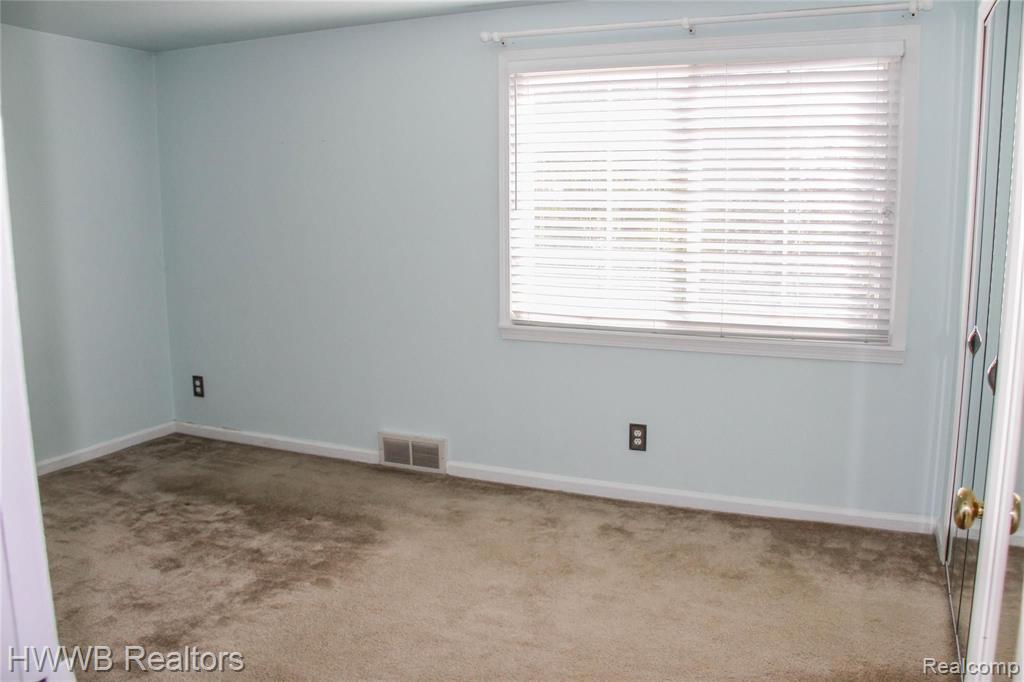 1640 Graefield Road Birmingham, MI 48009 - Photo 18 of 22