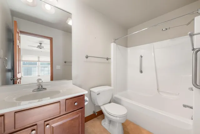 $359,900 | 2804 Beauty Creek Run, Valparaiso, IN 46385