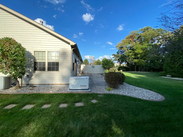 $359,900 | 2804 Beauty Creek Run, Valparaiso, IN 46385