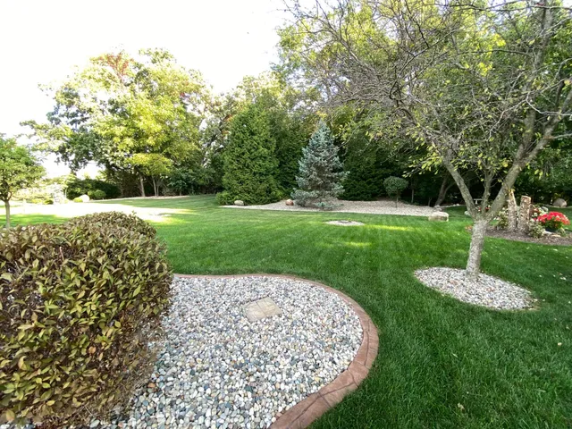 $359,900 | 2804 Beauty Creek Run, Valparaiso, IN 46385