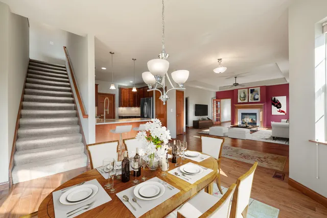 $359,900 | 2804 Beauty Creek Run, Valparaiso, IN 46385