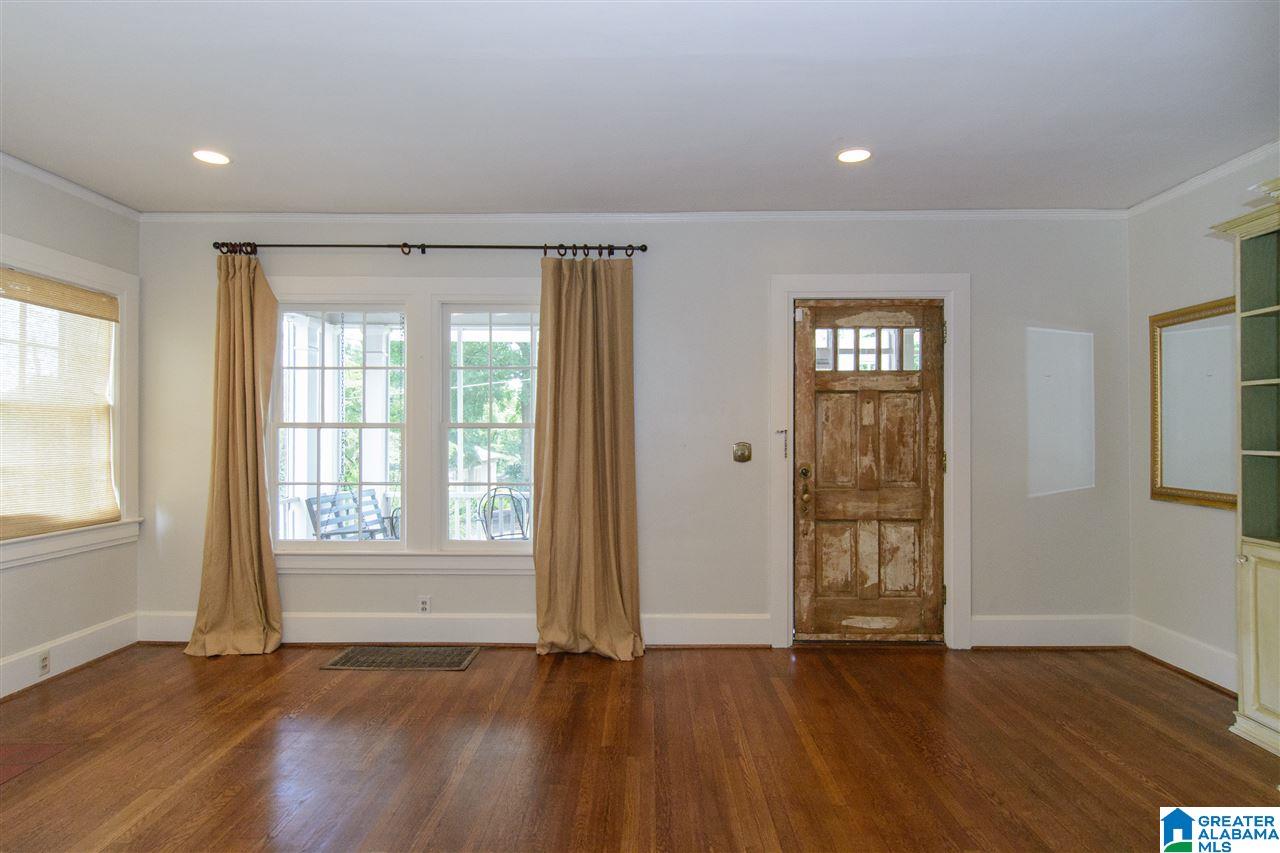 922 Irving Road Birmingham, AL 35209 - Photo 5 of 32