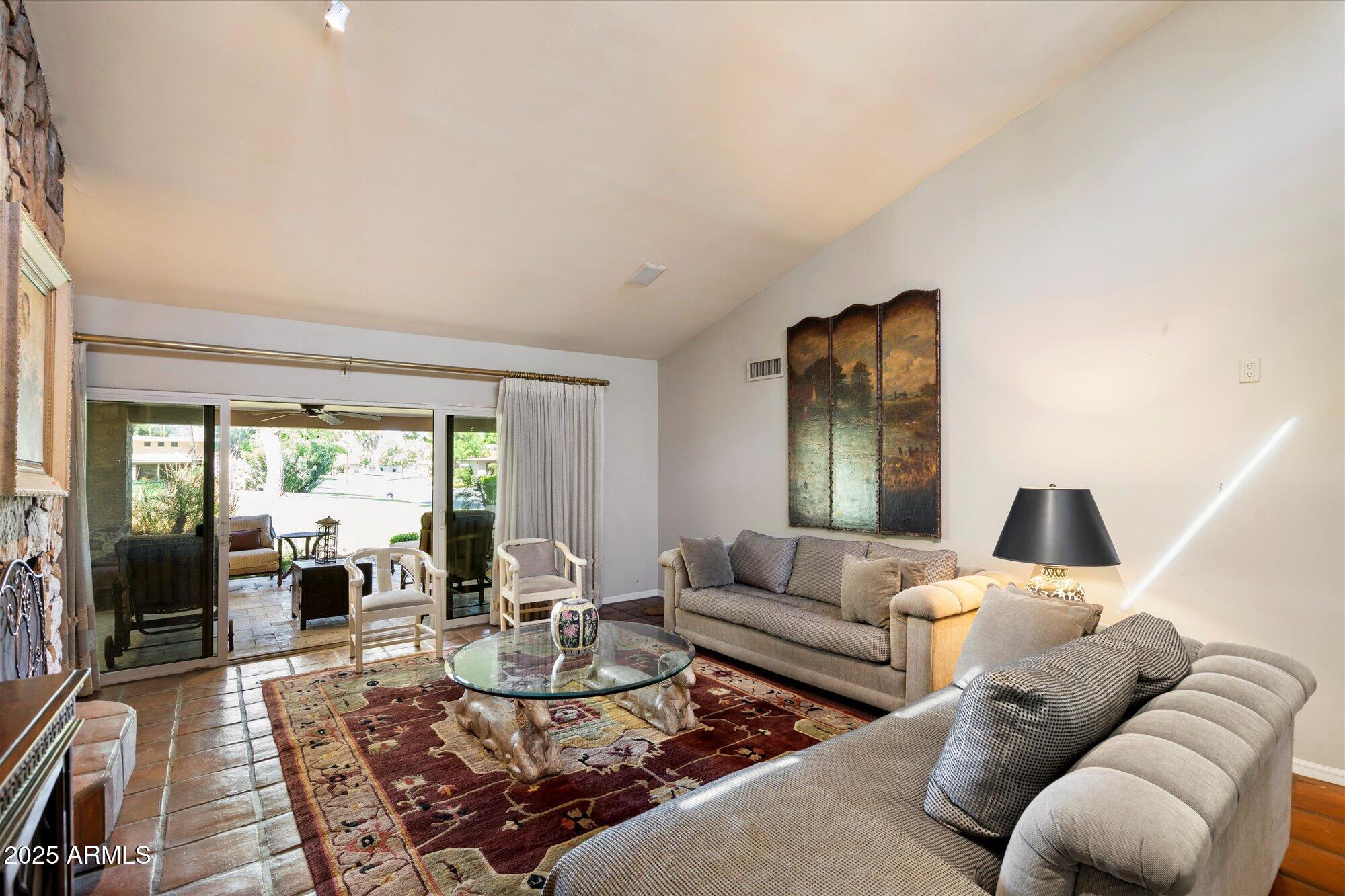 7746 East Bisbee Road Scottsdale, AZ 85258 - Photo 14 of 26 Living Room