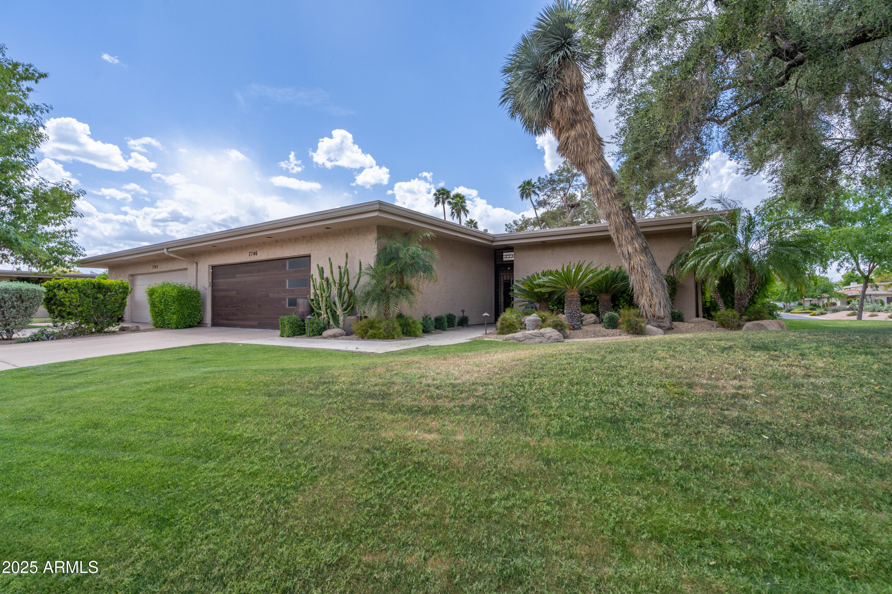 7746 East Bisbee Road Scottsdale, AZ 85258 - Photo 3 of 26 Corner Lot