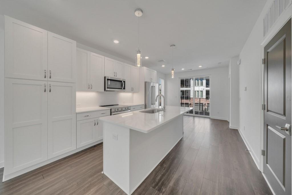 185 Devore Road, Unit 601 Alpharetta, GA 30009 - Photo 5 of 21