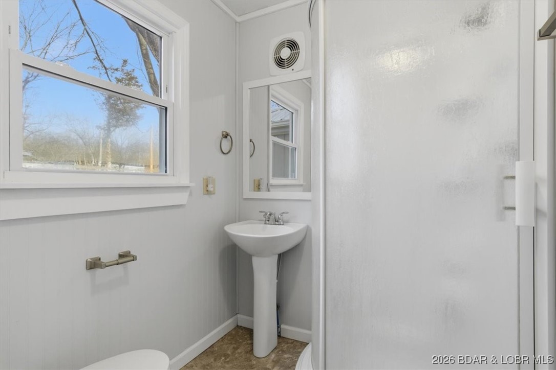 34443 Ivy Bend Road Stover, MO 65078 - Photo 12 of 44