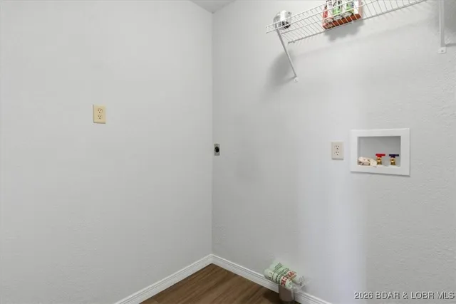 $175,900 | 34443 Ivy Bend Road, Stover, MO 65078