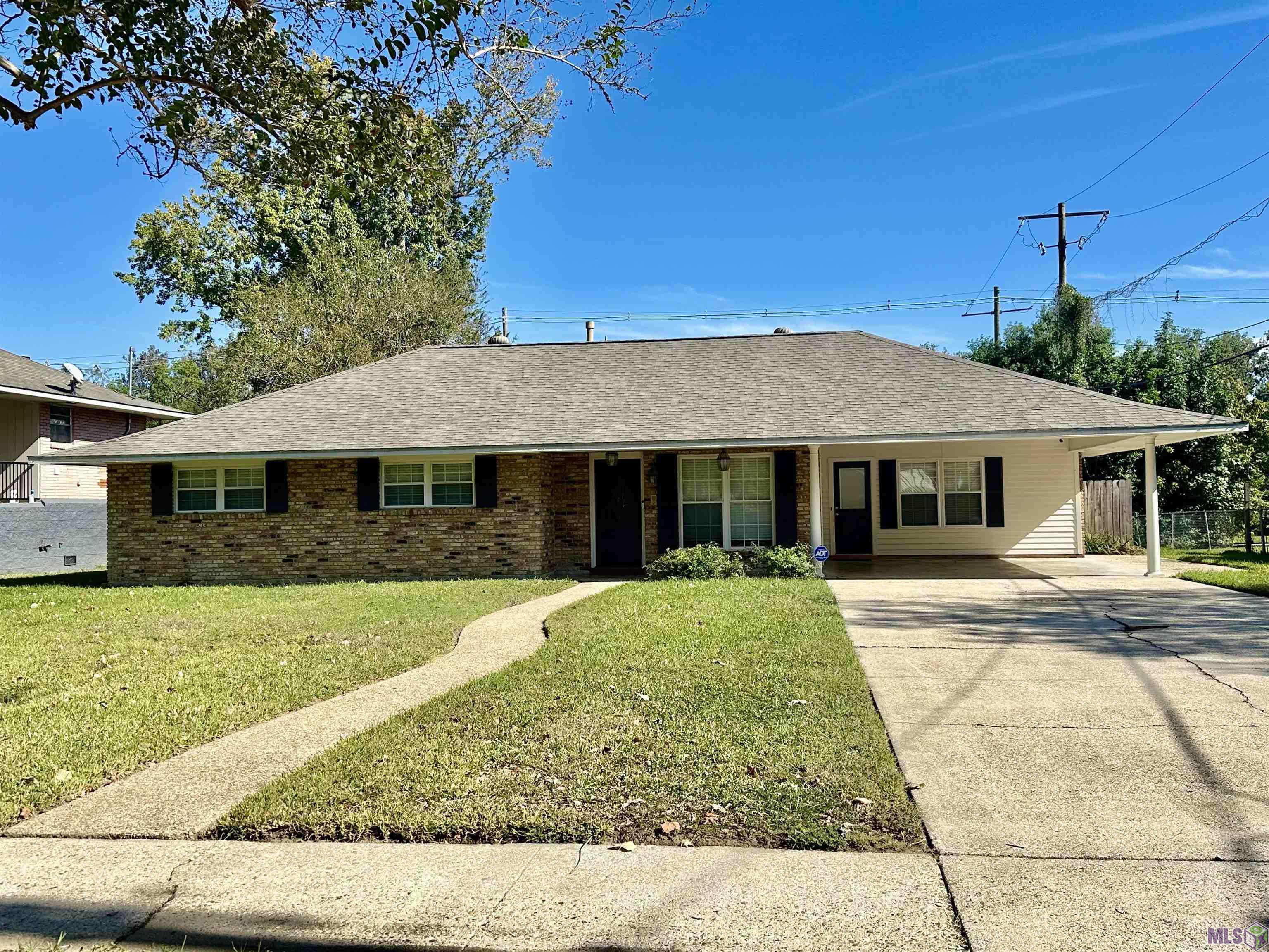 2958 Madeira Drive Baton Rouge, LA 70810 - Photo 1 of 10