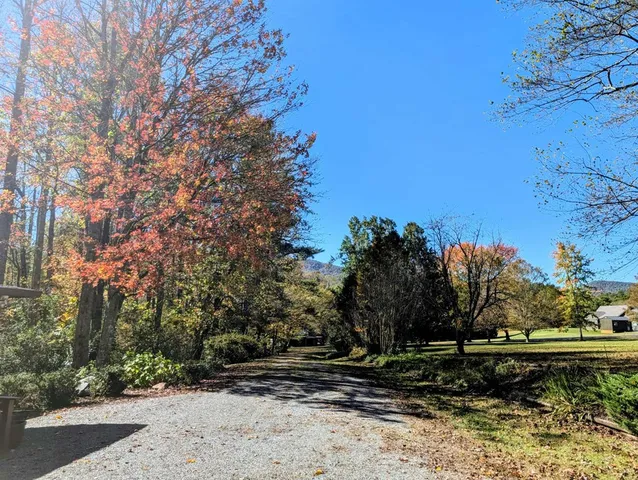 $469,900 | 2471 High River Road, Hiawassee, GA 30546