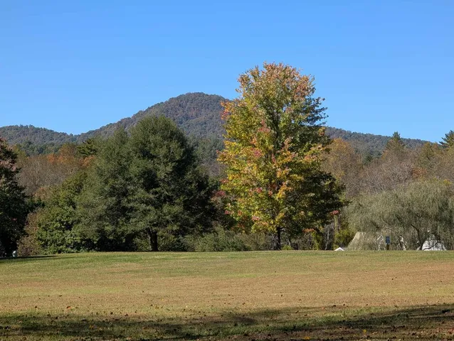 $469,900 | 2471 High River Road, Hiawassee, GA 30546