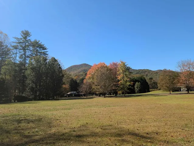 $469,900 | 2471 High River Road, Hiawassee, GA 30546