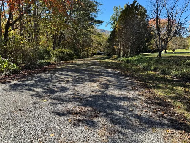 $469,900 | 2471 High River Road, Hiawassee, GA 30546