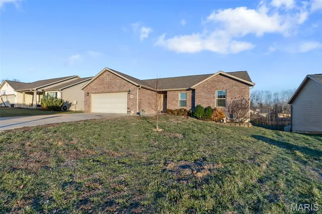 $299,900 | 146 Charter Road, Cape Girardeau, MO 63701