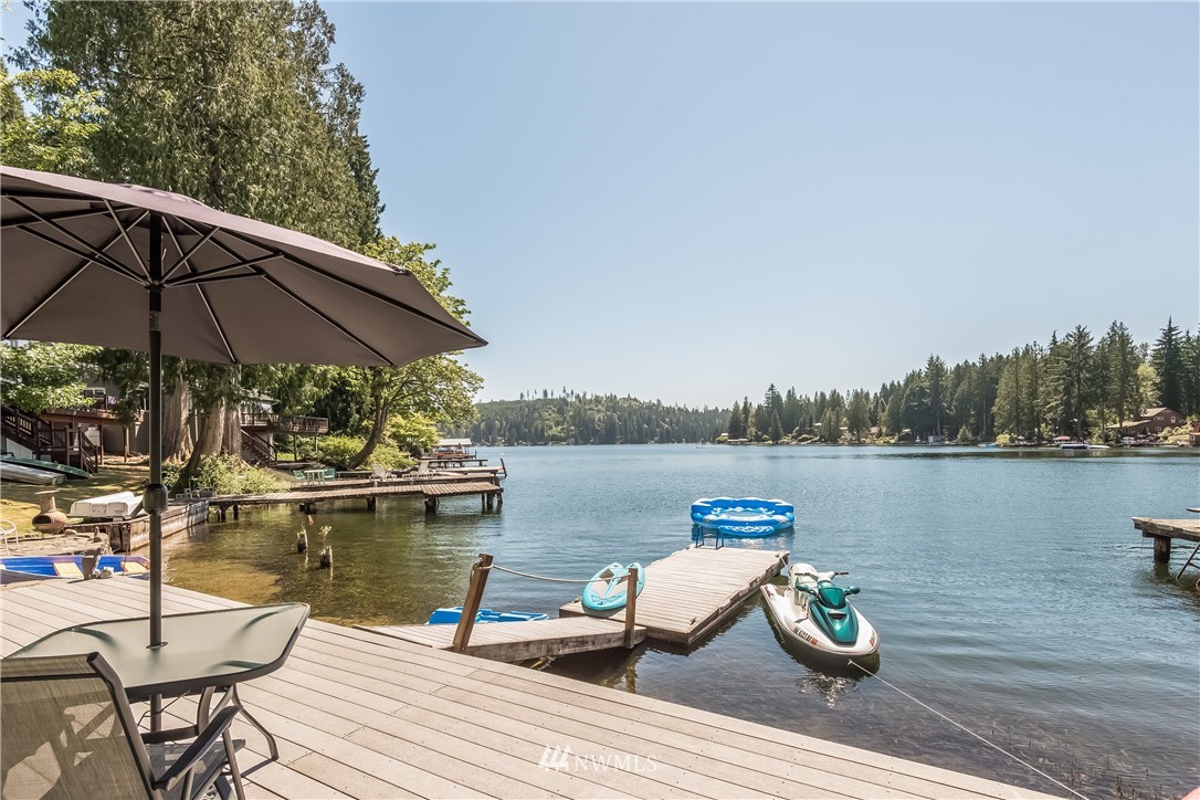 521 Northwest Lake Roesiger Road Snohomish, WA 98290 - Photo 1 of 25
