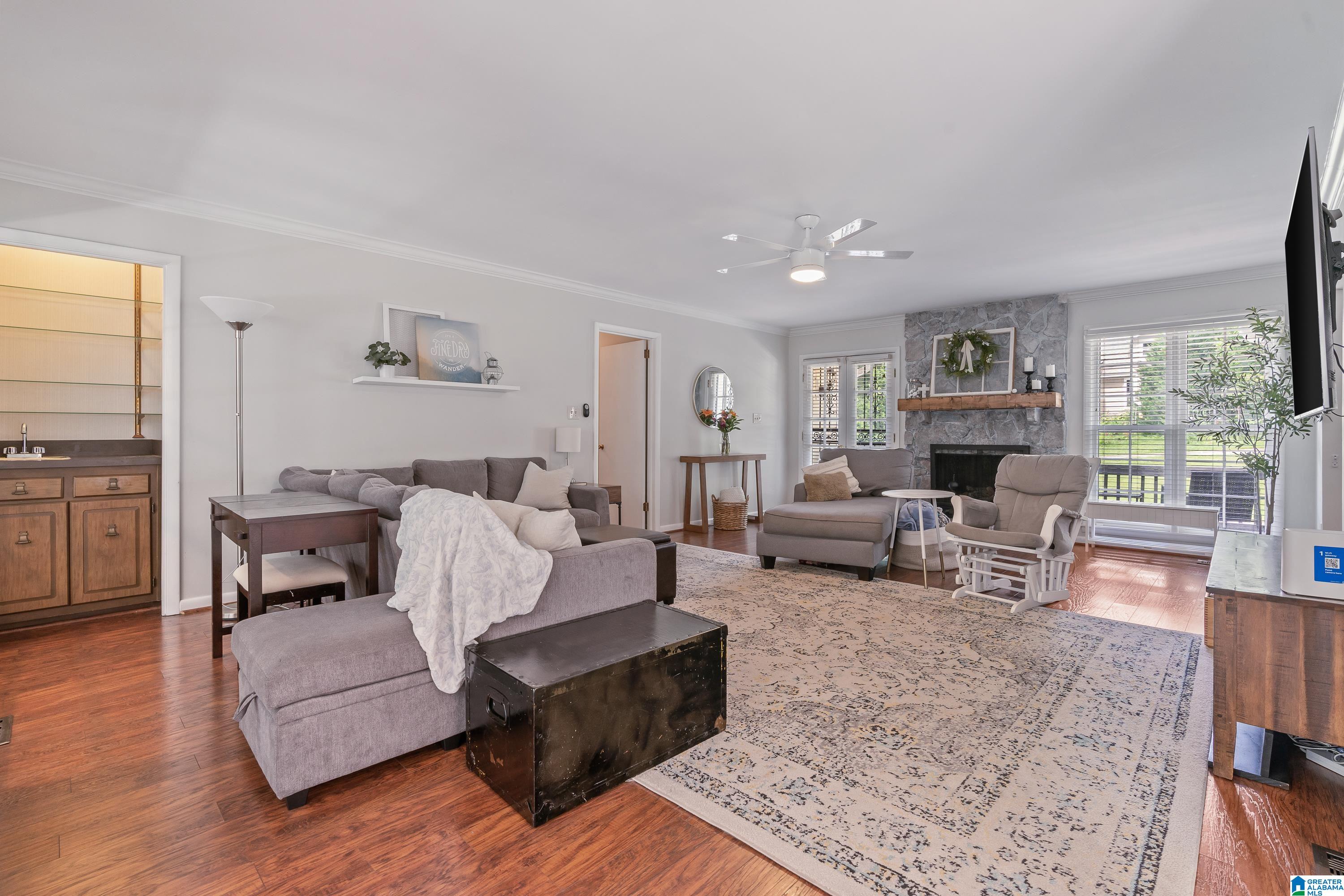 3317 Sunniroc Road Birmingham, AL 35210 - Photo 3 of 36