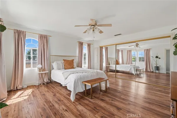 $1,290,000 | 3495 Gaviota Avenue, Long Beach, CA 90807