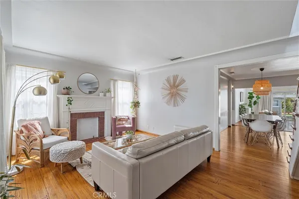 $1,290,000 | 3495 Gaviota Avenue, Long Beach, CA 90807