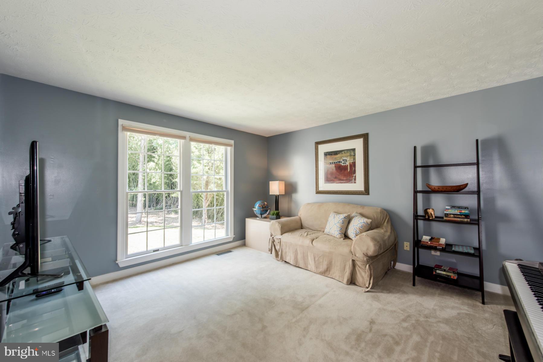 10374 Stansfield Road Laurel, MD 20723 - Photo 15 of 30 Den