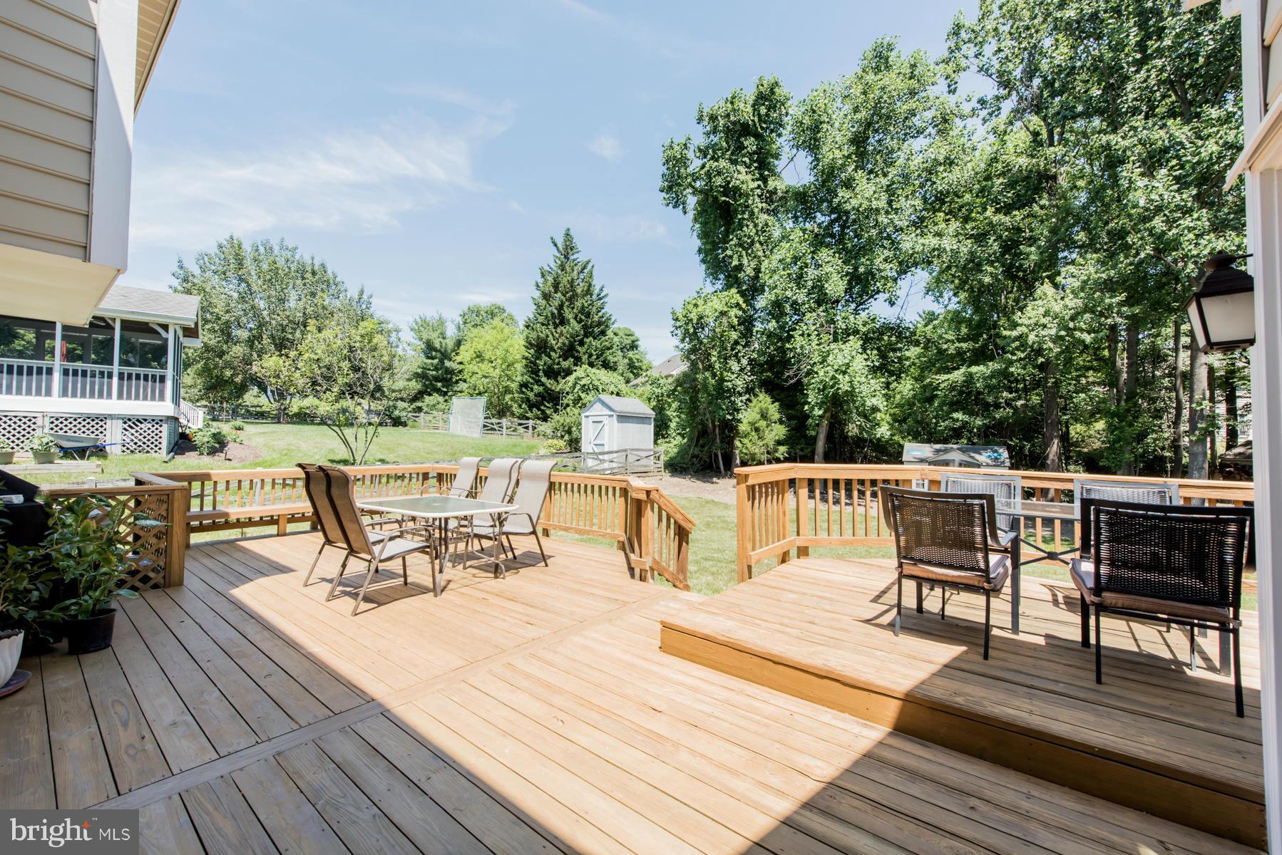 10374 Stansfield Road Laurel, MD 20723 - Photo 26 of 30 Deck