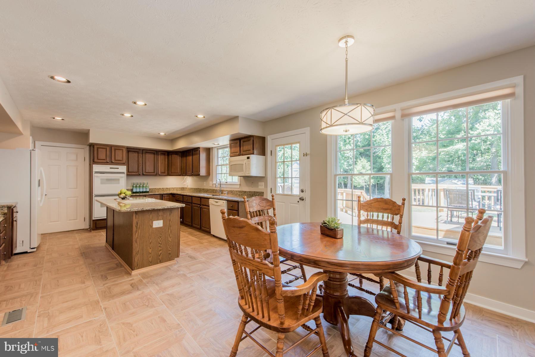 10374 Stansfield Road Laurel, MD 20723 - Photo 4 of 30 Kitchen