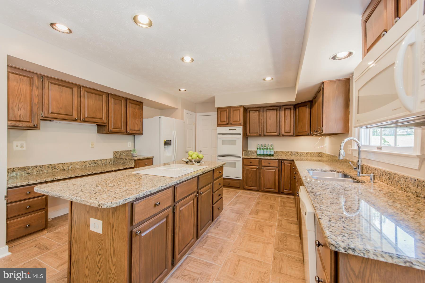 10374 Stansfield Road Laurel, MD 20723 - Photo 5 of 30 Kitchen