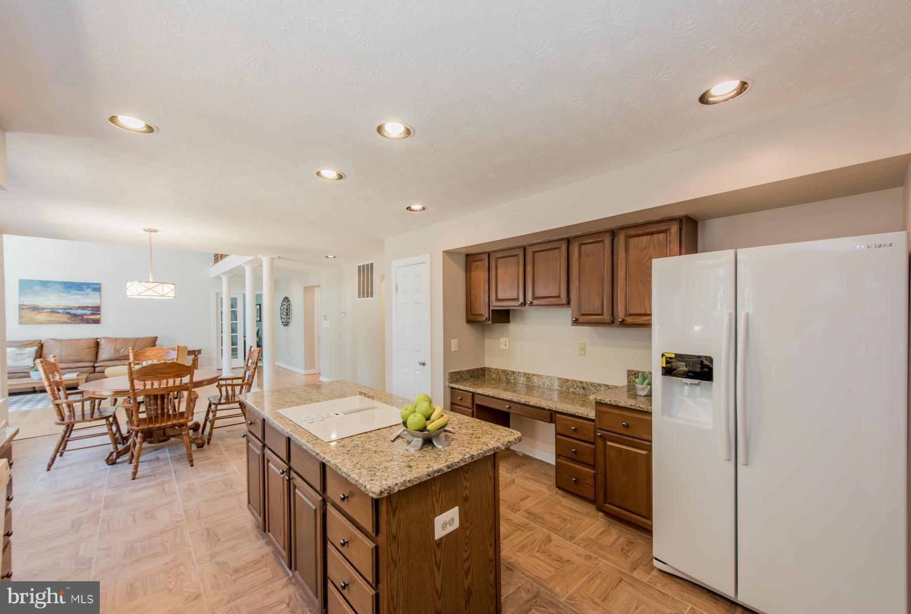 10374 Stansfield Road Laurel, MD 20723 - Photo 8 of 30 Kitchen