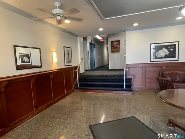 $2,150 | 39 Glenbrook Road, Unit 3R, Stamford, CT 06902