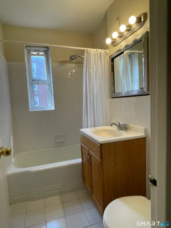 $2,150 | 39 Glenbrook Road, Unit 3R, Stamford, CT 06902