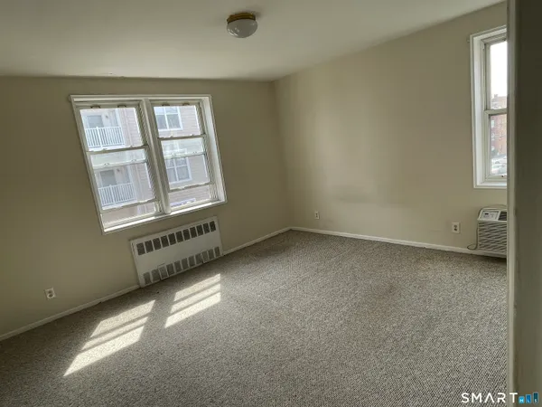 $2,150 | 39 Glenbrook Road, Unit 3R, Stamford, CT 06902