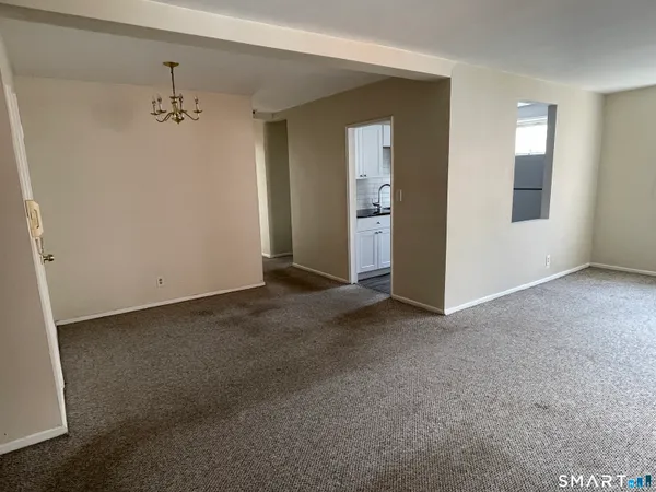 $2,150 | 39 Glenbrook Road, Unit 3R, Stamford, CT 06902