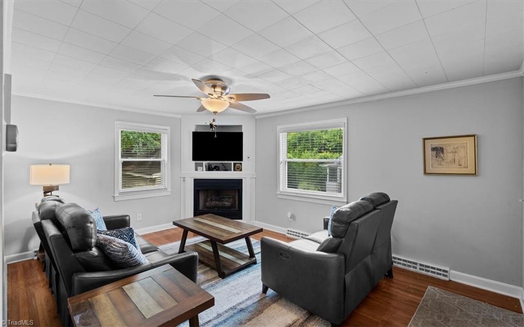 609 Hedrick Avenue High Point, NC 27262 - Photo 6 of 42