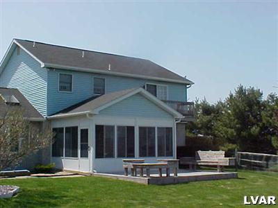 492 Cherry Hill Road Nazareth, PA 18064 - Photo 7 of 21 SUN ROOM