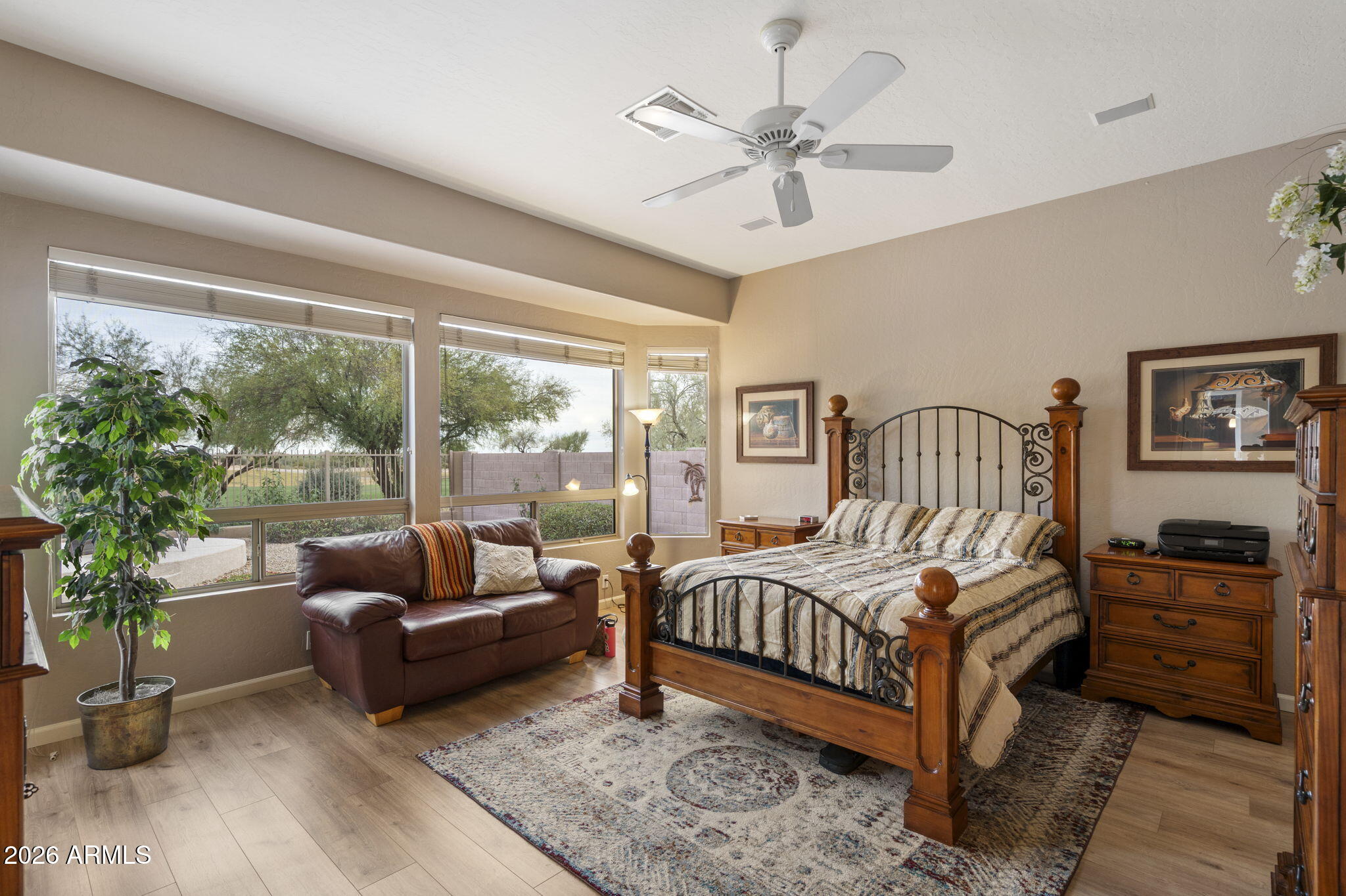 22231 North 55th Street Phoenix, AZ 85054 - Photo 22 of 49 Primary