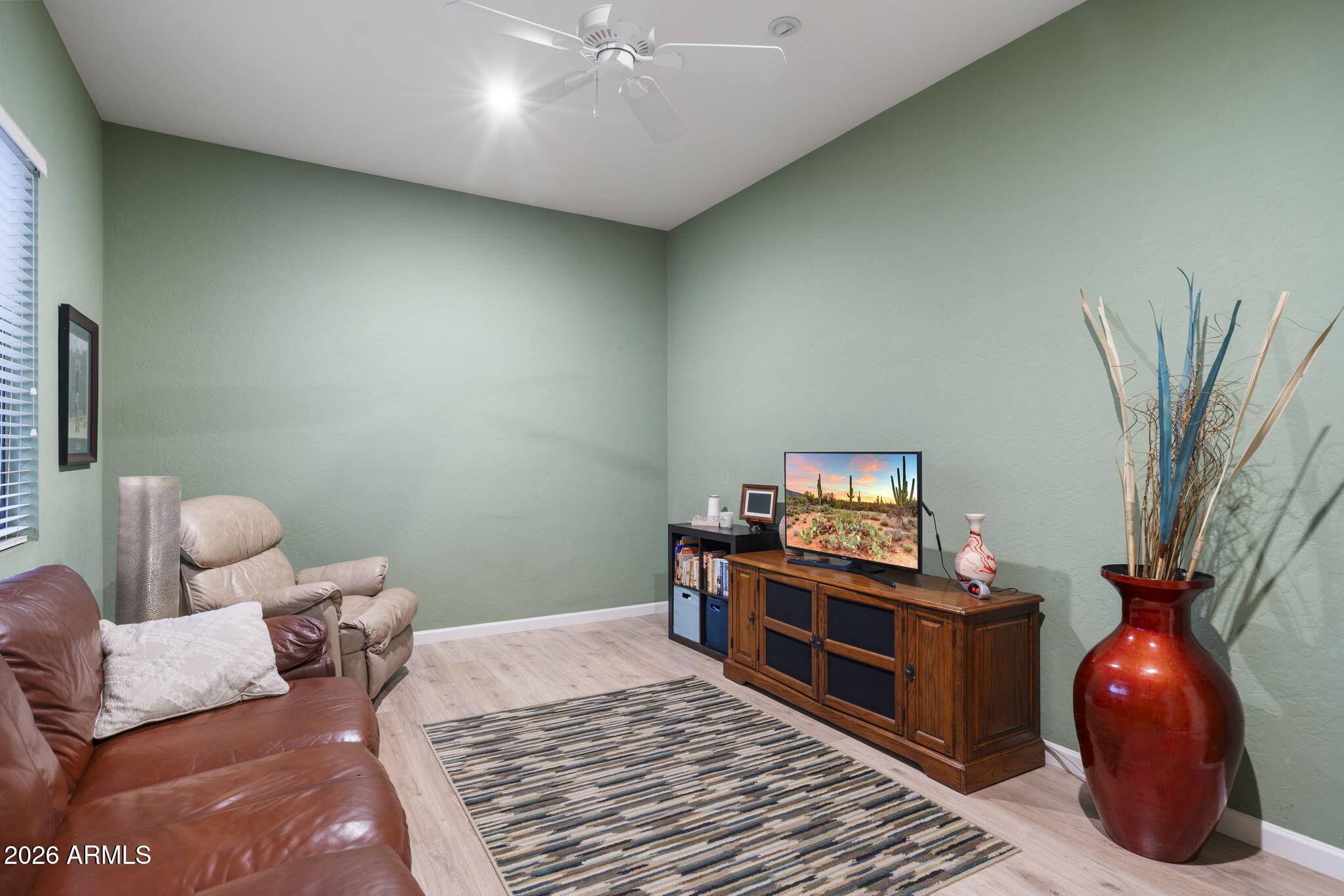 22231 North 55th Street Phoenix, AZ 85054 - Photo 30 of 49 Bed three